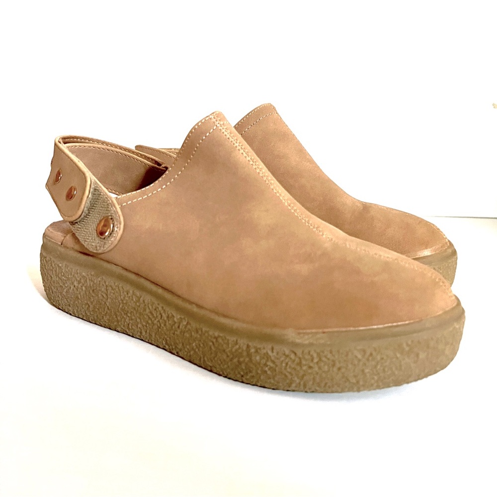Rocket Dog Adore Camel Clogs